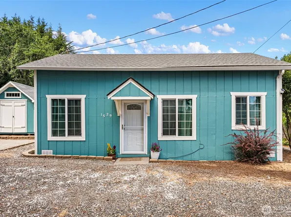 1529 N Montgomery Avenue, Bremerton, WA 98312