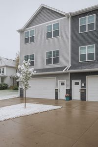 624 10th Ave N, Fargo, ND, 58102
