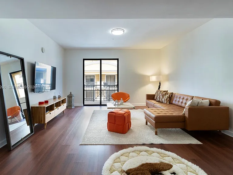 8395 SW 73rd Ave #503 — Photo 2