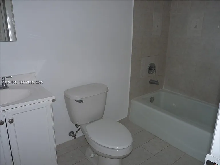 14611 N Kendall Dr #304L — Photo 26