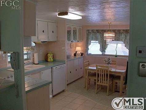 3rd image of 2746 Teakwood Blvd