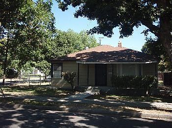 1st image of 2067 Lucerne Ave