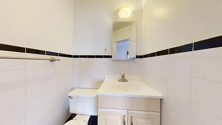 Rented by Bond New York | media 28