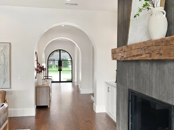3368 Dorado Beach Dr, Farmers Branch, TX 75234