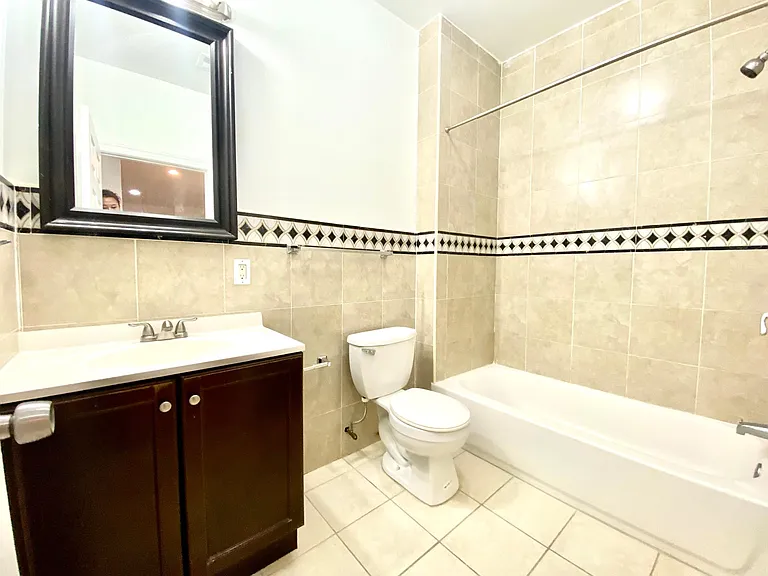 439 N 13th St #3A — Photo 8