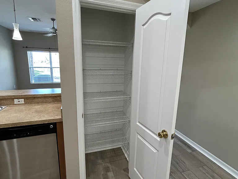 2304 Bexley Pl — Photo 5