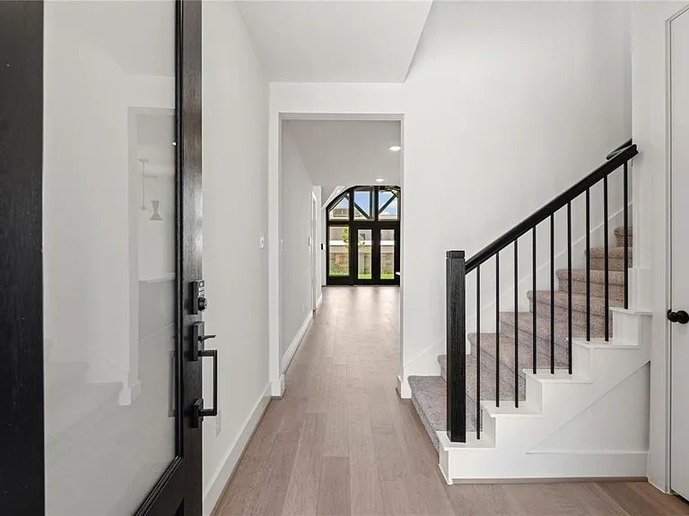 29751 Bur Creek Ln — Photo 4