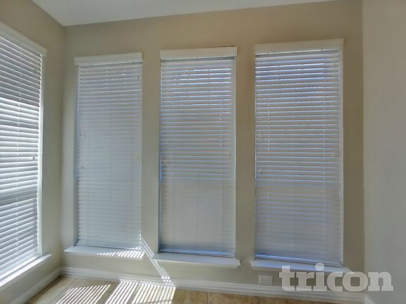 4th image of 114 Cole St