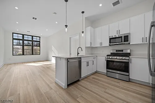 1 Union Ave #201 Photo 1