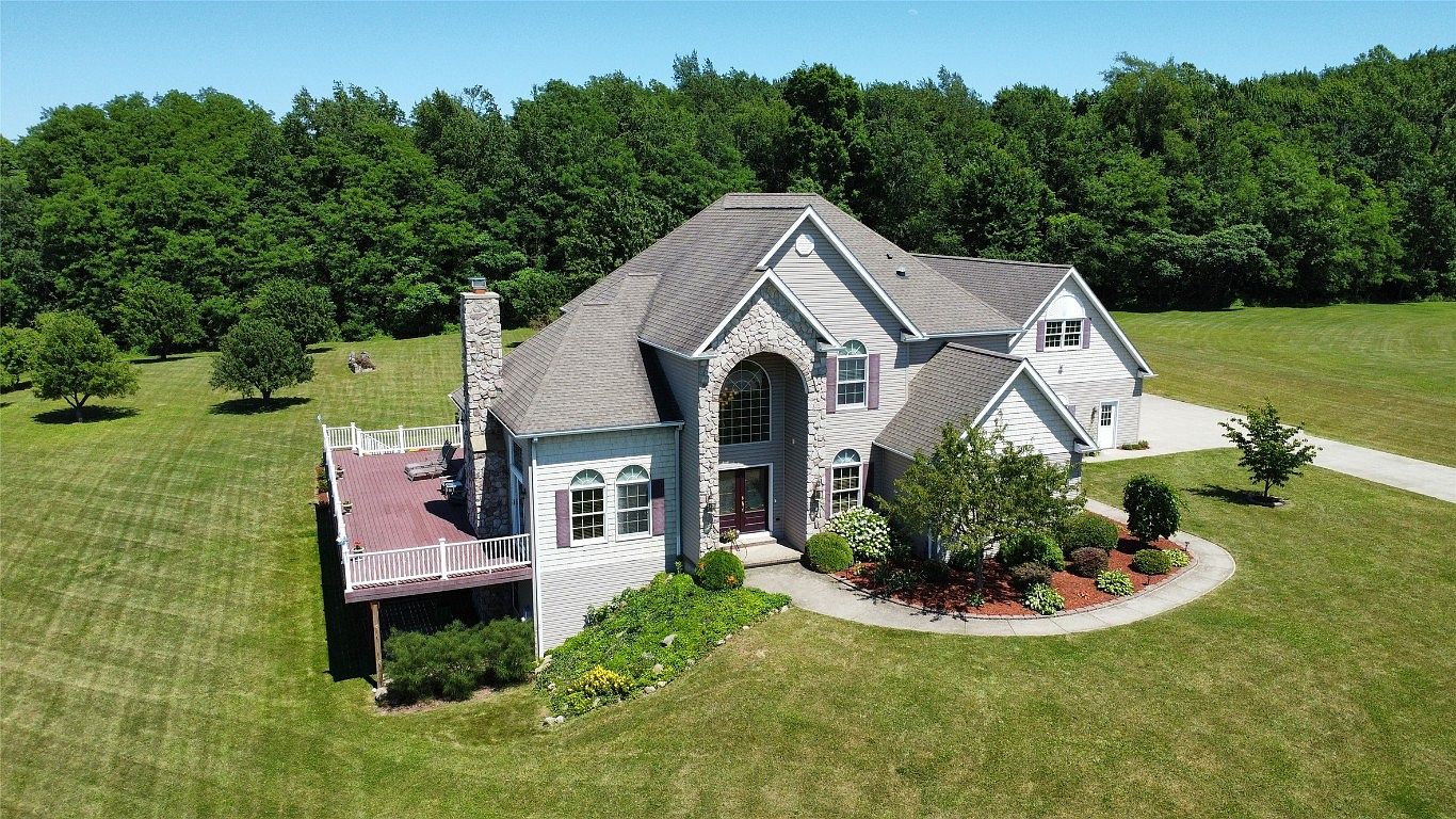 6727 Macoun Way, North East, PA 16428 MLS 177598 Zillow