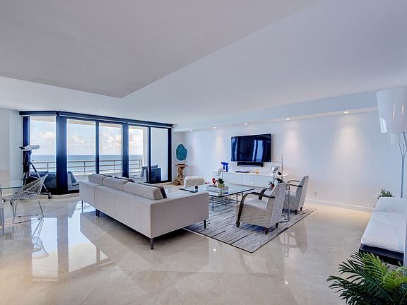 Home For Sale In Addison On The Ocean