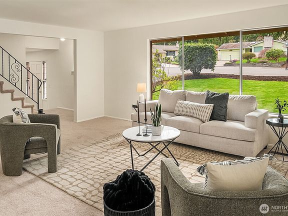4th image of 11815 87 Avenue Ct E