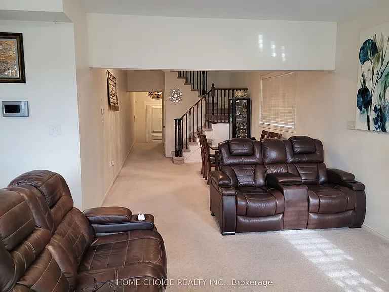 19 Headon Ave — Photo 14