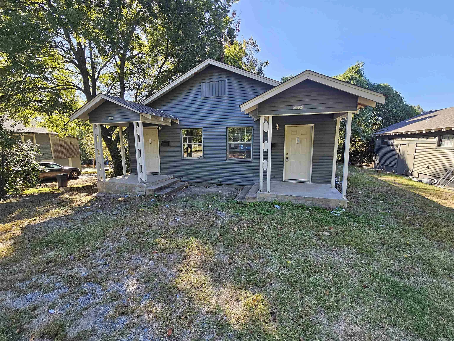 1 bed, 1.0 bath, 810 sqft, $575 — Photo 1
