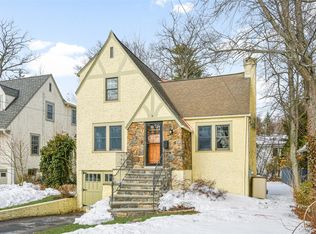 6 Shadow Lane, Larchmont, NY 10538