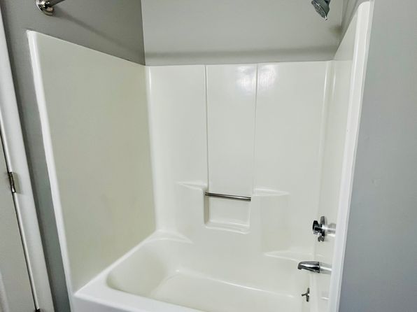 48 Fenwick Dr #48
