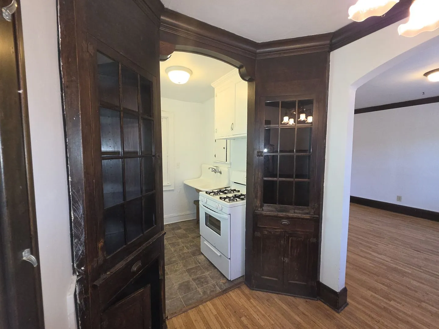 231 Dayton Ave — Photo 4