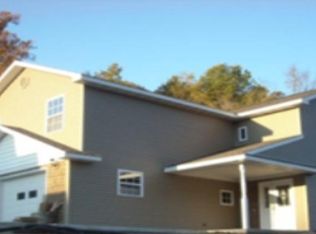 706 Hillside Rd APT B, Waynesville, MO 65583