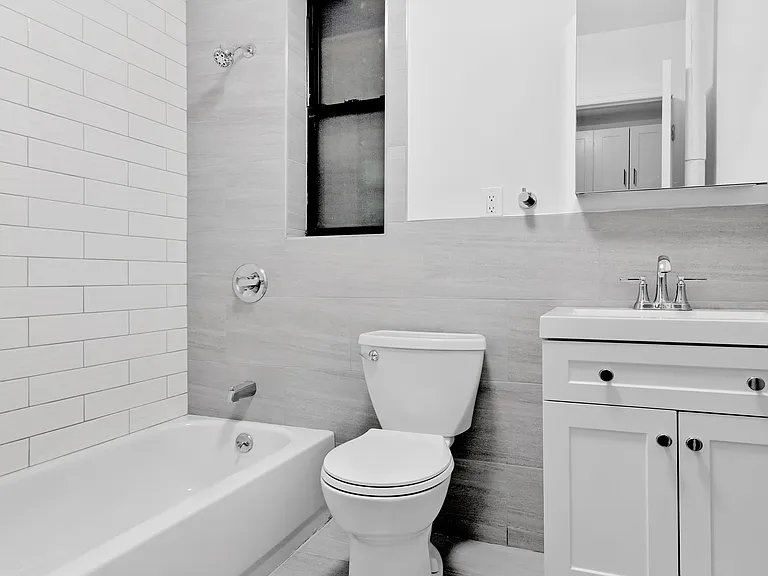 418 E 9th St #3A — Photo 8