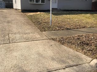 2609 Dellworth St, Columbus, OH 43232