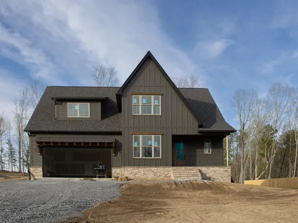 2593 Poe Rd, Soddy Daisy, TN 37379