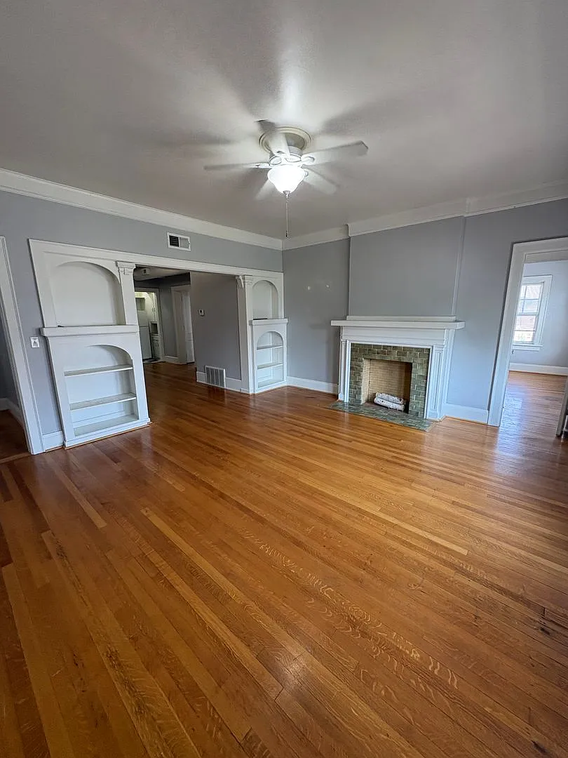 Colbert Apartments (3870 Harney St.) — Photo 1