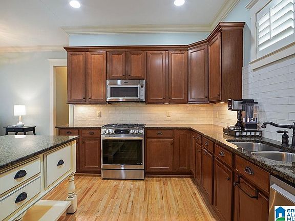 3rd image of 652 Preserve Way