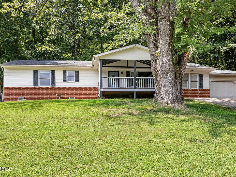 1st image of 4509 Willowdale Dr NW