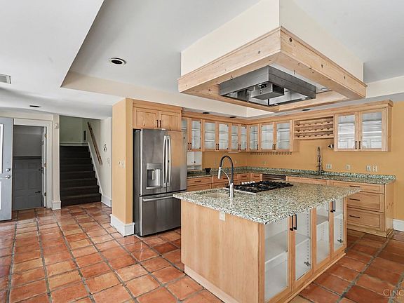5th image of 3583 Cooper Rd