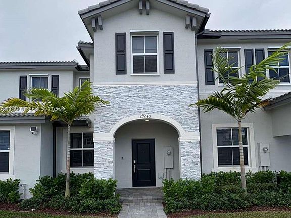 5th image of 29240 SW 163rd Ct
