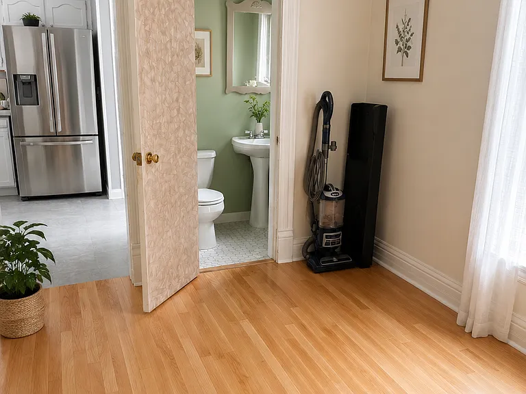 134 Washington St — Photo 3