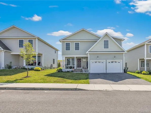 28 Rowland Farm Road #28, Oxford, CT 06478