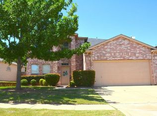3008 Prairie Oak Blvd, Grand Prairie, TX 75052