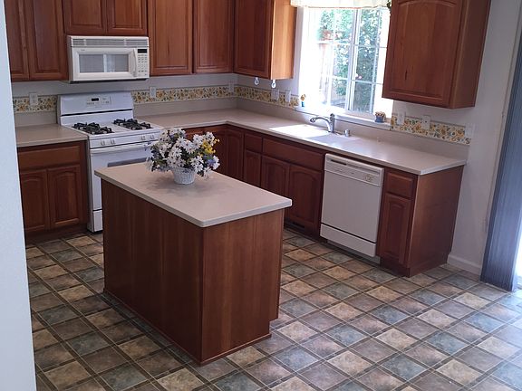 2nd image of 2659 Venezia Dr