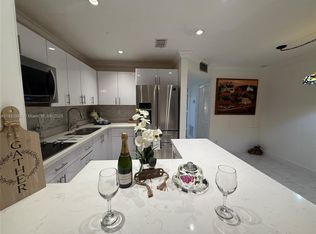 8851 Sunrise Lakes Blvd APT 203, Sunrise, FL 33322