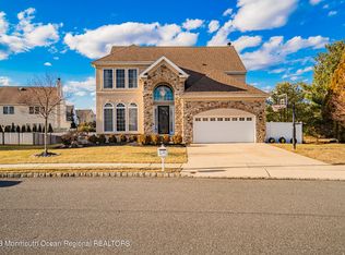 55 Arrowwood Ct, Howell, NJ 07731