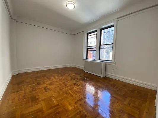 Rented by Peter R. Hungerford, LREB | media 16