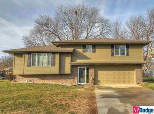 739 N 11th St, Blair, NE 68008