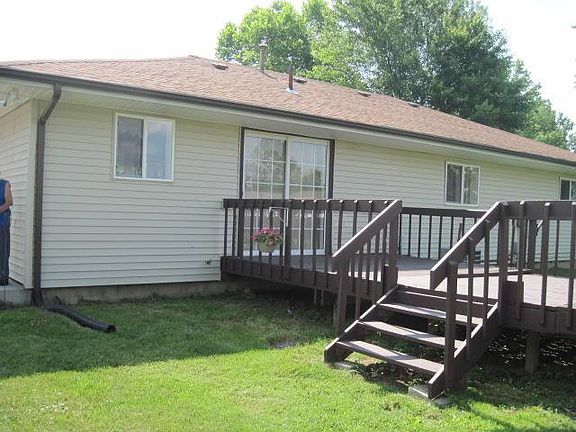4th image of 111 N Belmar Dr SW