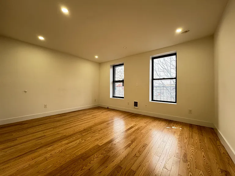 2322 Bedford Ave #3C — Photo 6