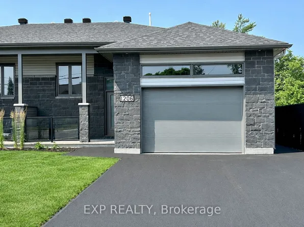 1206 Ste Marie Rd, Russell, ON K0A 1W0