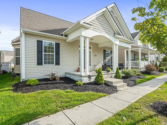 4th image of 7882 Ashenden Dr