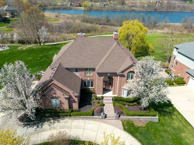 5817 Majestic Oaks Dr, Commerce Township, MI, 48382