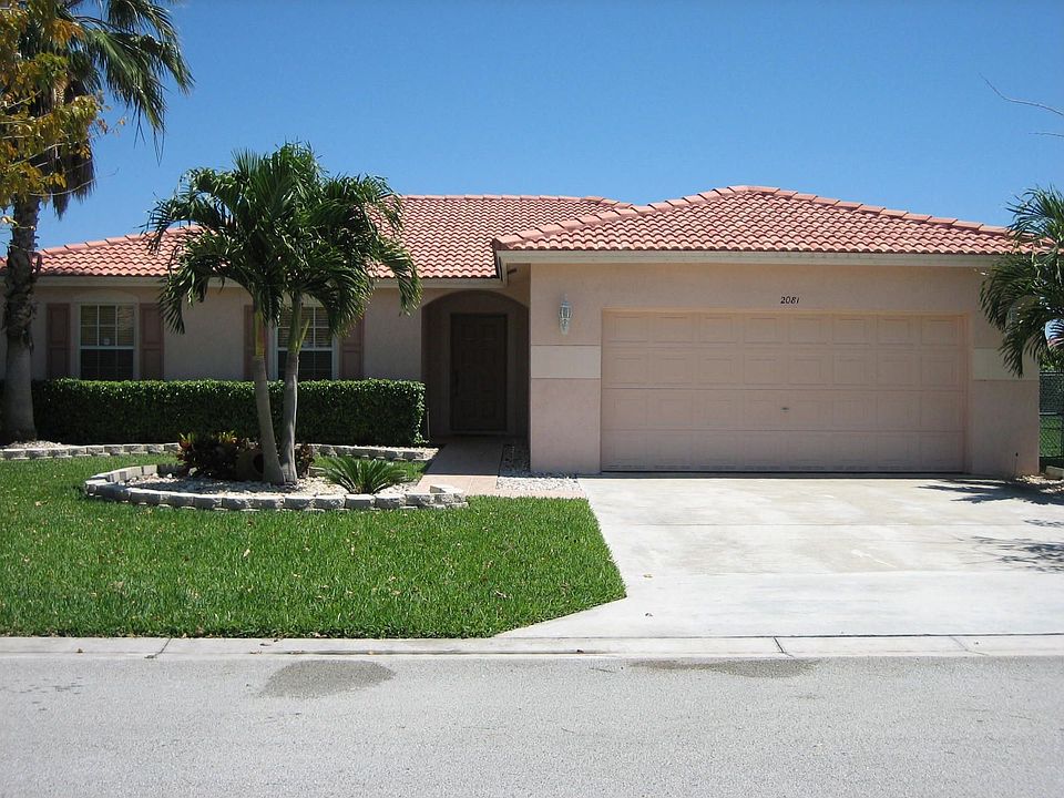1st image of 2081 SW 120th Ave