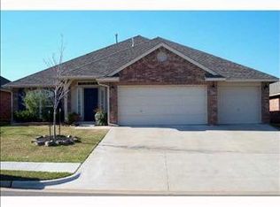 340 Mohawk Trl, Edmond, OK 73003
