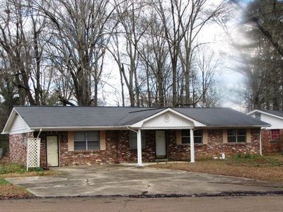 2402 Magnolia Cir, Columbus, MS, 39705