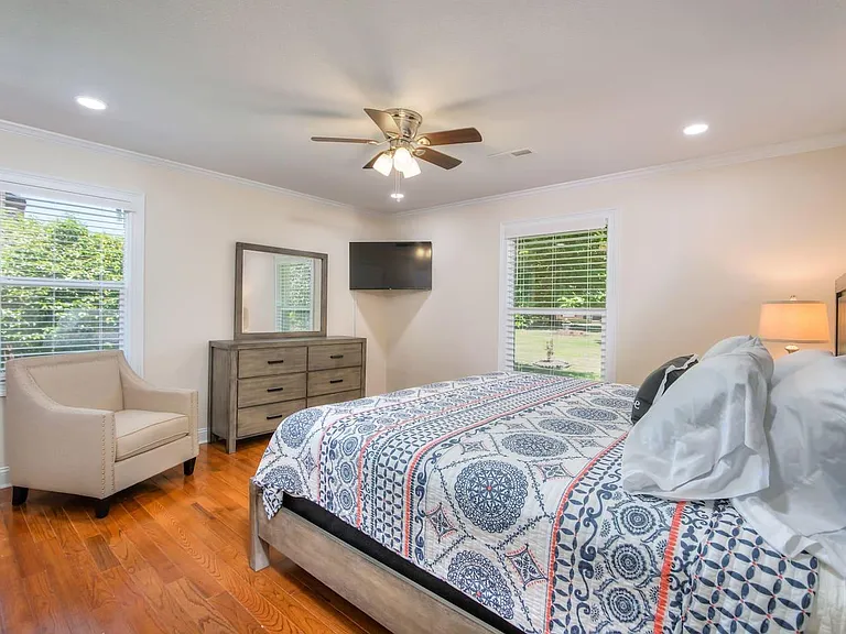 15 Pembroke Ct — Photo 11