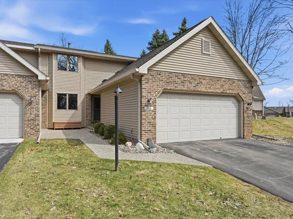 561 Deer Ridge Ln S, Maplewood, MN 55119