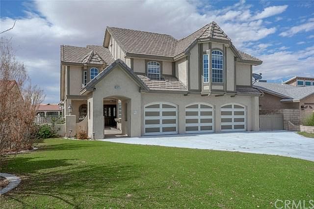 1st image of 26924 Lakeview Dr