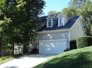 5120 Oakbrook Dr, Durham, NC 27713